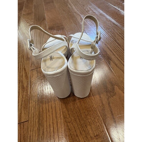 L’agence Womens White Ankle Strap Platform Heels Platform Sandal EU 40 US 9 New - Picture 8 of 10